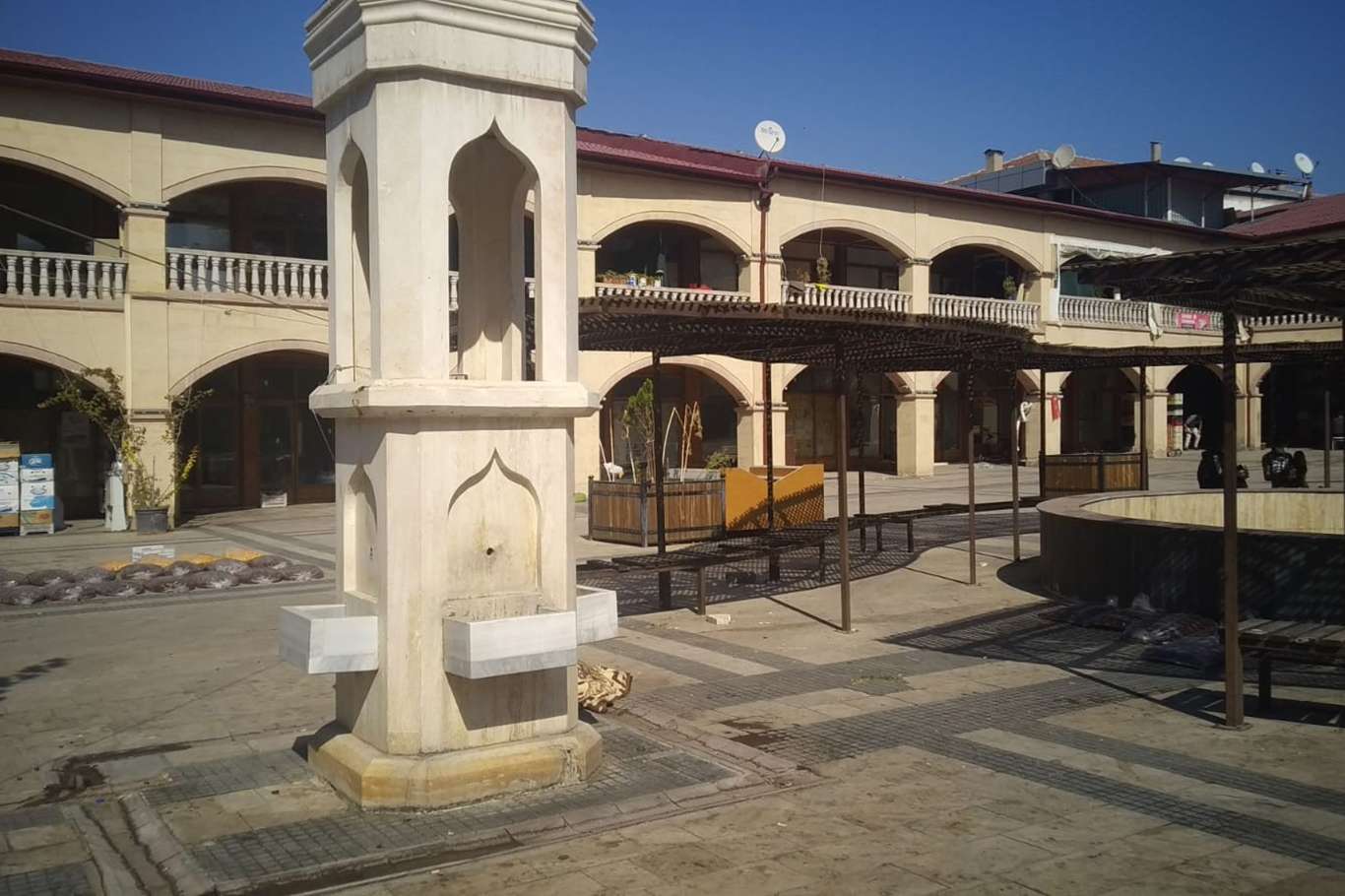 Malatya Büyükşehir Belediyesi Şire Pazarı'ndaki su çeşmelerini kapattı